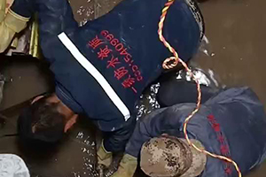 宁波电梯井堵漏施工视频
